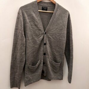 Abercrombie and Fitch Cardigan Size Medium